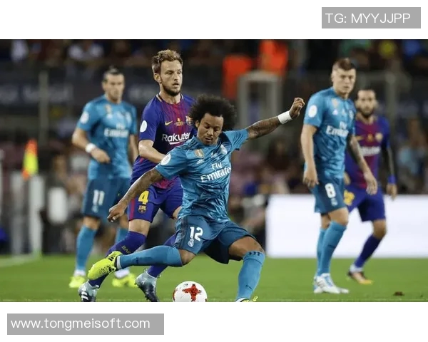 皇马与巴萨经典对决瞬间回顾精彩照片集锦